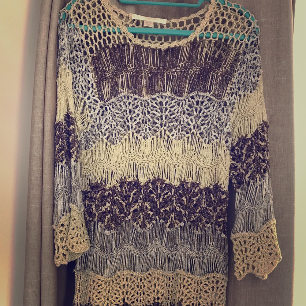 Women’s sweater